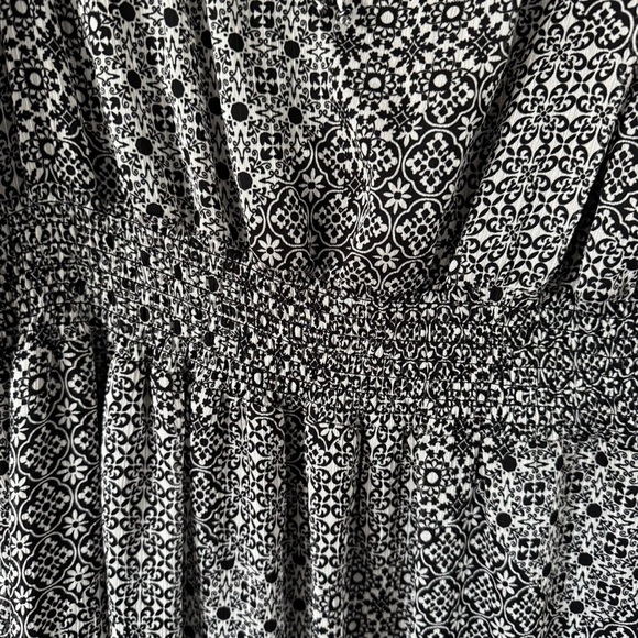 Dex Black & White Boho Maxi Dress – Smocked Waist, V-Neck, XL - Picture 4 of 13